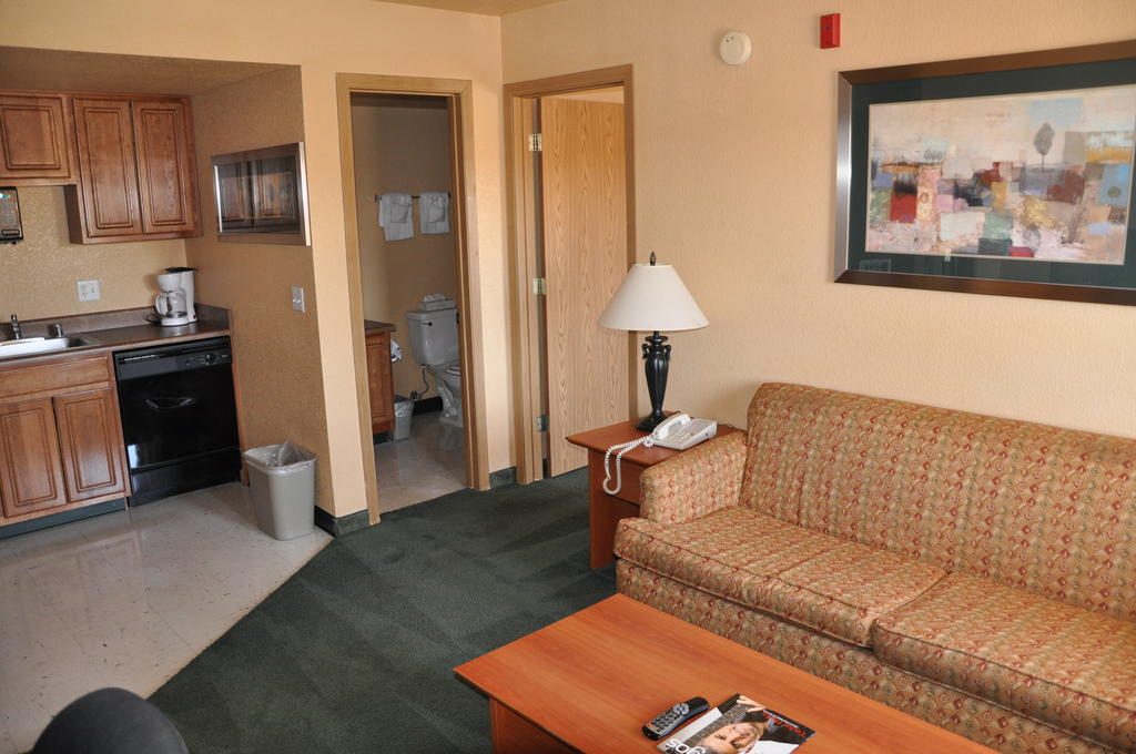 Emerald Suites South Las Vegas Boulevard Room photo